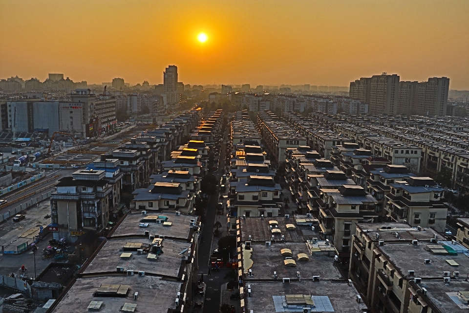 Coucher de soleil architecture zone urbaine
