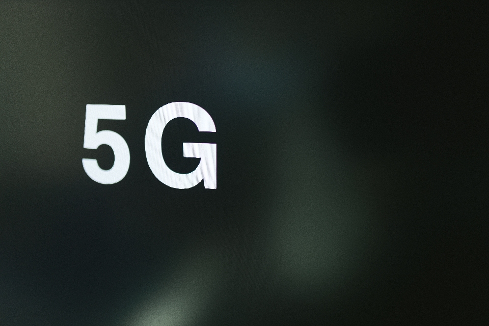 5g metin yazı tipi yeşil