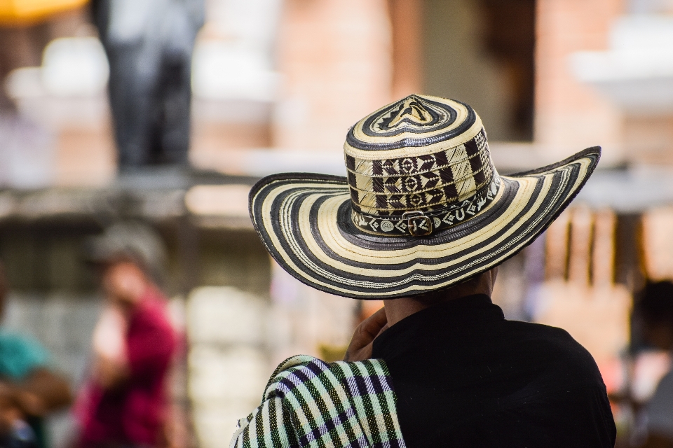 Colombia cappello persona logorante