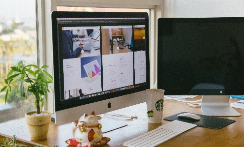 Product room technology desk Photo