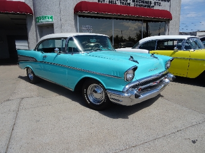 Us old car kingman route 66 arizona Photo