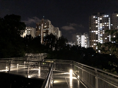 Foto Malam jejak lampu singapura