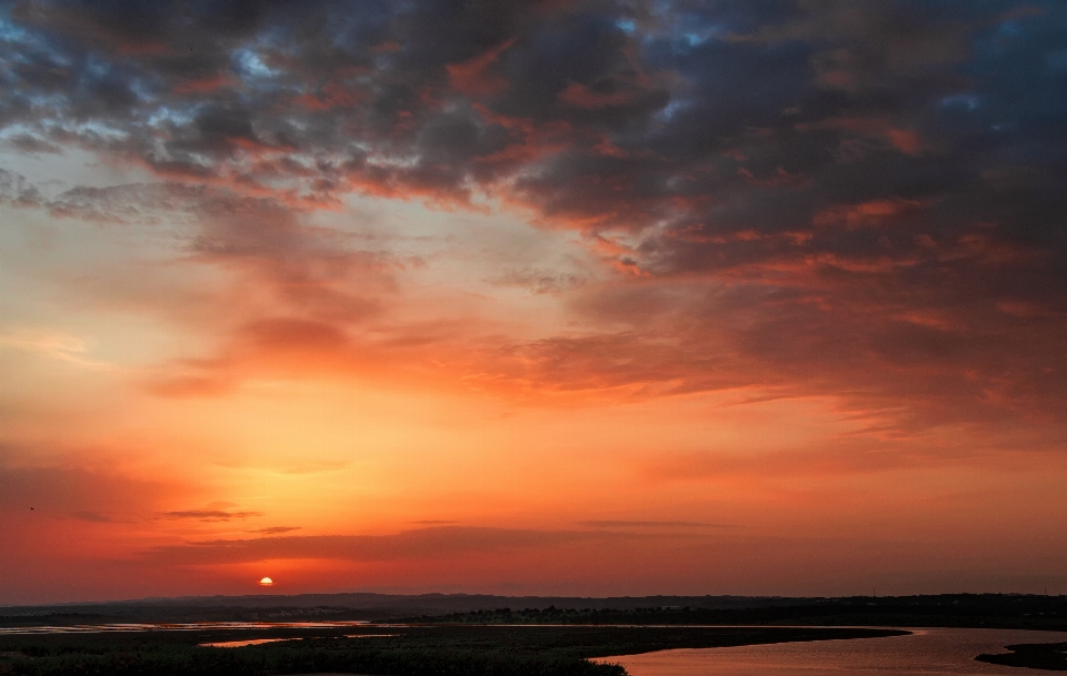 Coucher de soleil ciel rémanence
 horizon