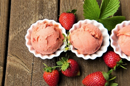 Food strawberry strawberries frozen dessert Photo