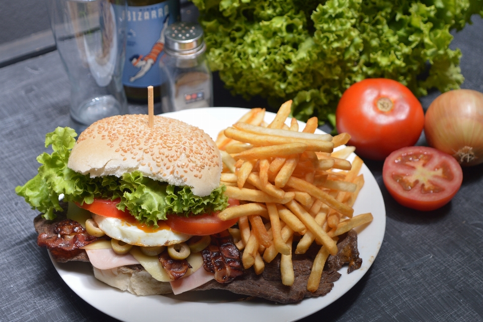 Prato comida cozinha junk food
