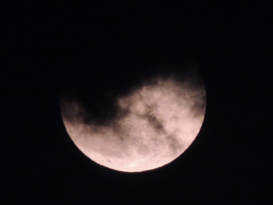 Lune des nuages ciel phénomène atmosphérique
