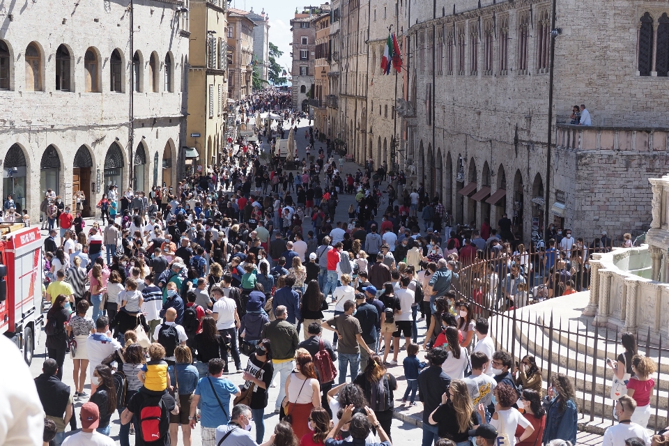 Perugia
 masken covid
 menge