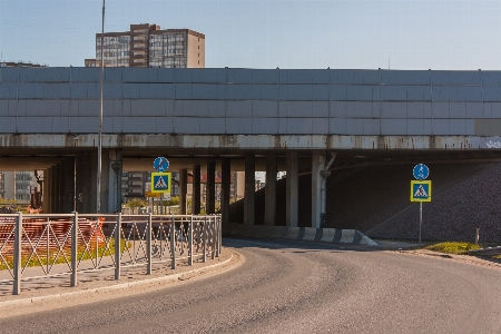 Foto Jalan mengangkut daerah metropolitan
 infrastruktur