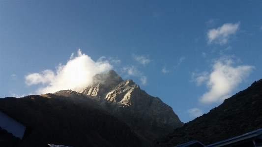 Mountainous landforms mountain sky range Photo