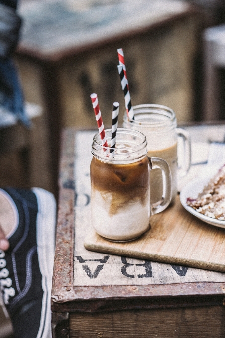 Beber alimento flota
 café