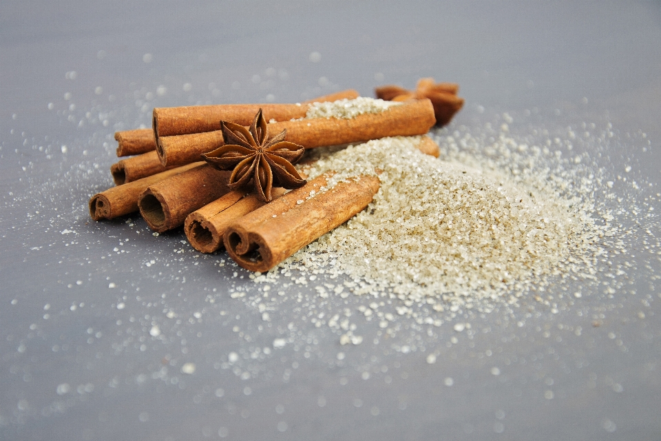 Cinnamon stick spice anise