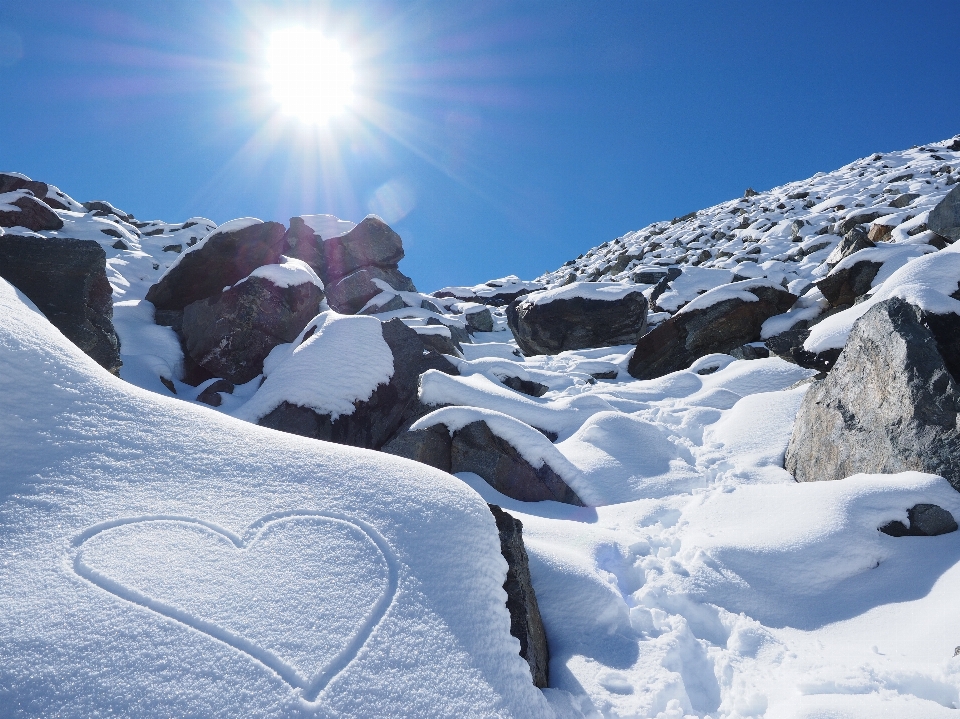 Neige reliefs montagneux
 montagne hiver