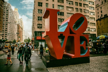 Foto área metropolitana
 verde urbana
 escultura