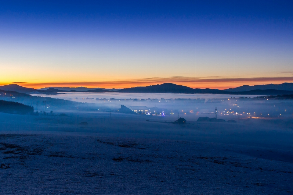 Sky nature atmospheric phenomenon horizon