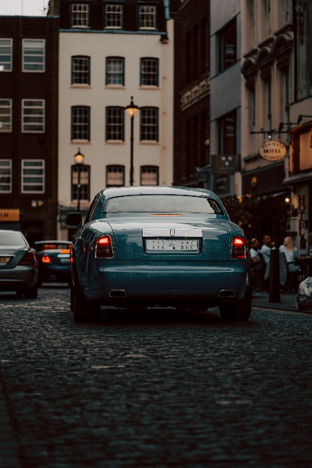 Landfahrzeug
 fahrzeug auto luxusfahrzeug
