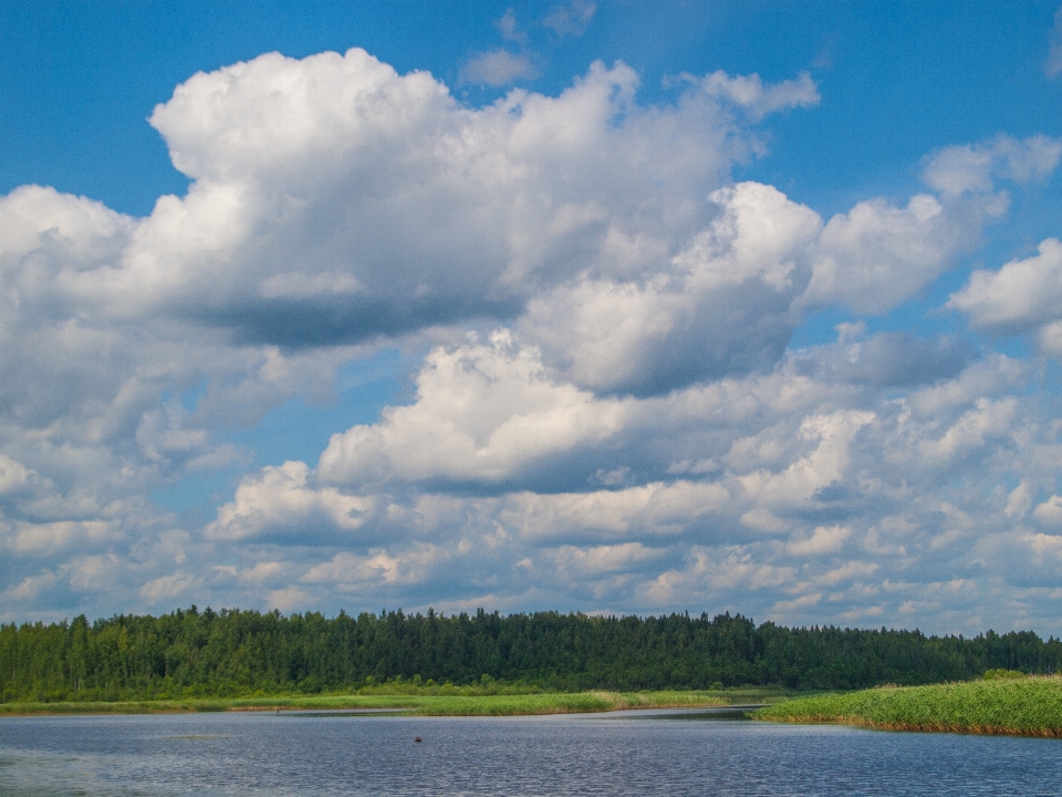 Río nubes cielo nube