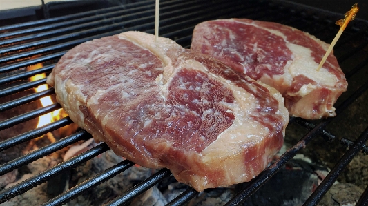 Foto Memanggang
 ribeye
 daging panggang