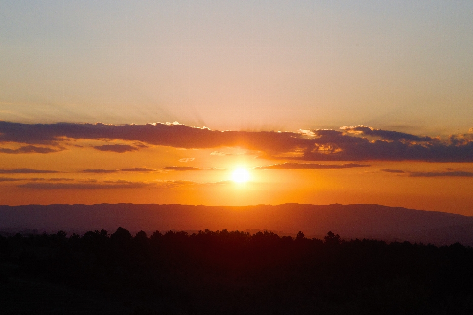 Atardecer noche naturaleza enrojecimiento
