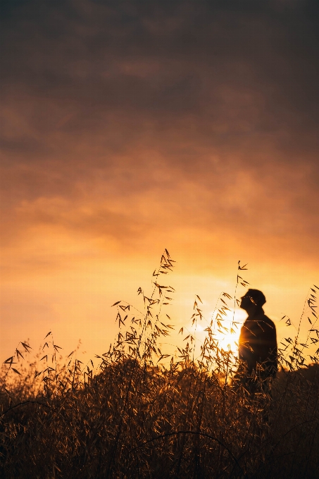 Himmel menschen in der natur
 sonnenuntergang wolke