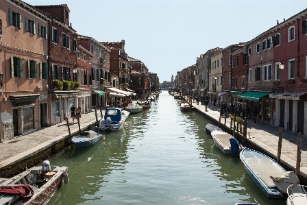 Canal barca waterway body of water Photo