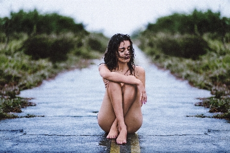 Foto Mulher pessoas na natureza
 fotografia beleza