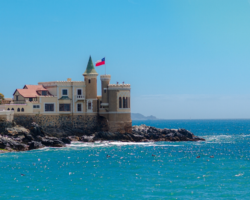 Castelo mar azul azul
