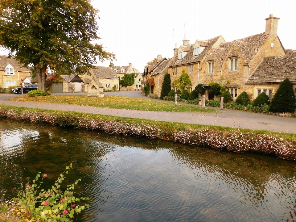 Menor matanza
 los cotswolds
 casas antiguas
 antiguas inglesas
