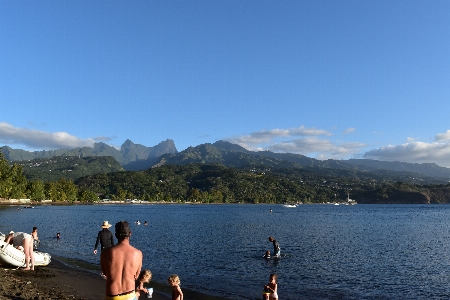 Tahiti body of water sky lake Photo