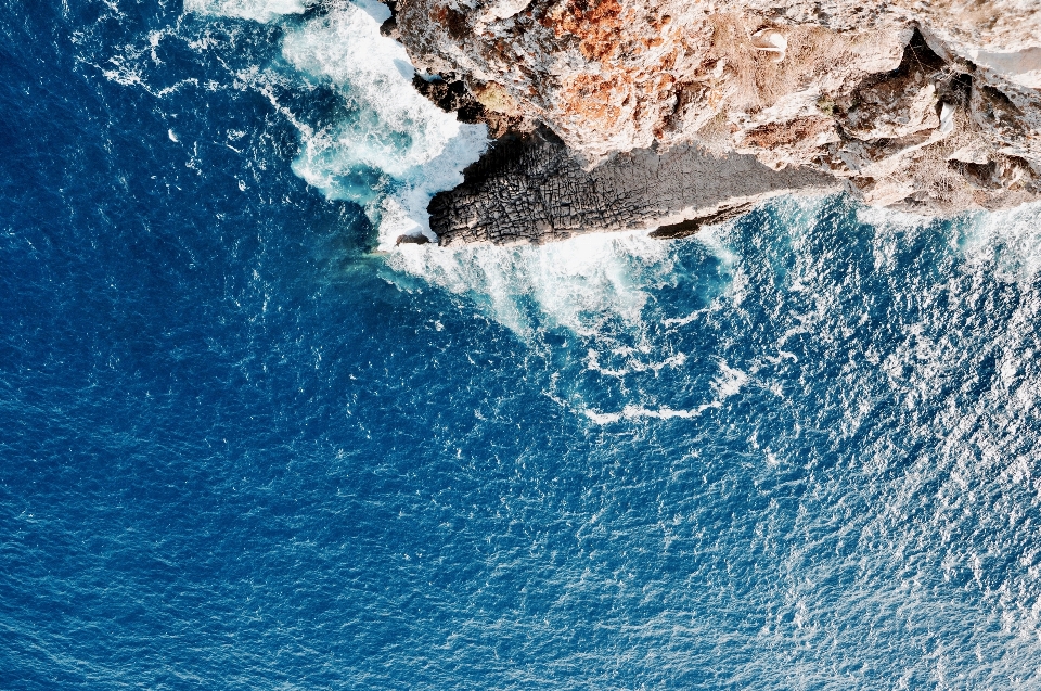 Onda blu acqua del vento
