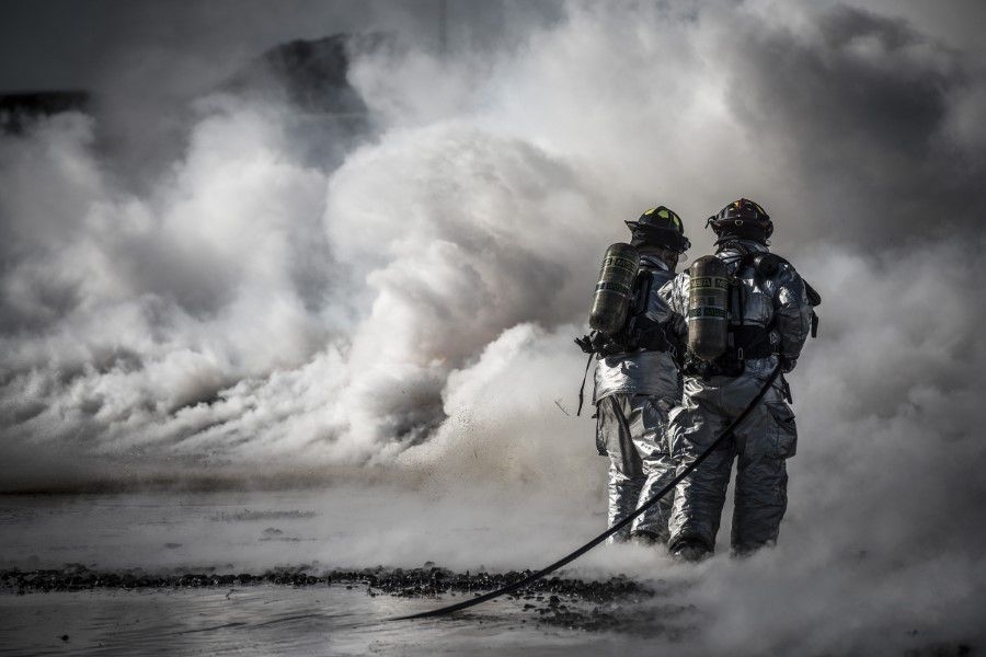 Feuerwehrmann rauch soldat wolke