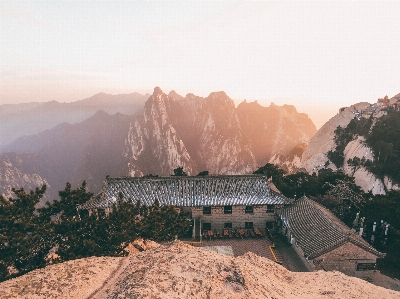 Mountainous landforms mountain hill station sky Photo