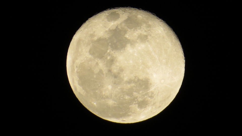 Luna piena superluna
 natura