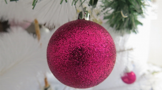 Foto Roxo natal bola enfeite de natal
