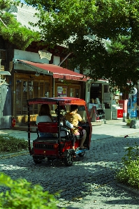 韓国 家族 旅行 自動車
 写真