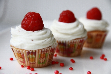 Food cupcake buttercream dessert Photo