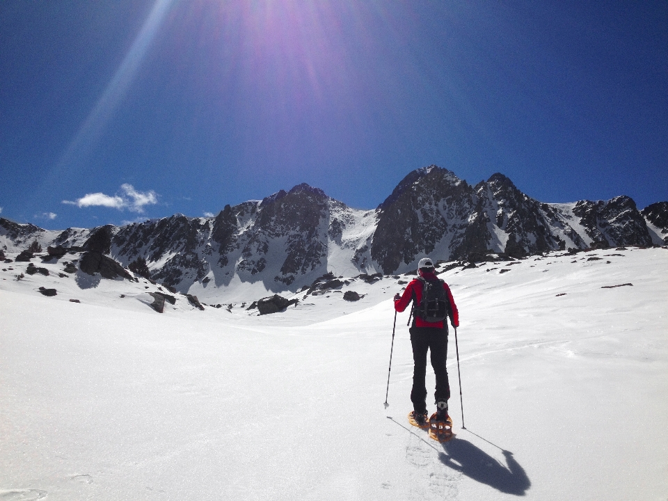 Raquette faire de la raquette
 neige montagnes