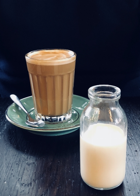 Irish cream food drink milk punch