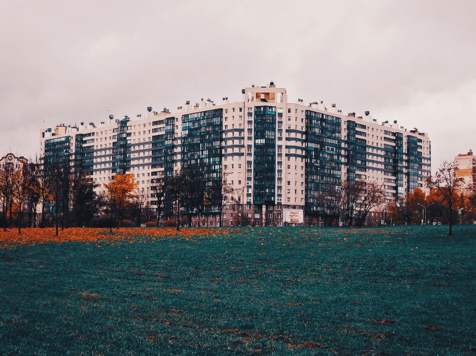 изображение Жилой район
 небо городской