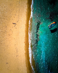 緑 青 水 壁 写真