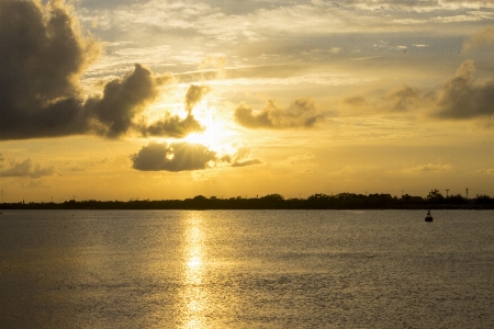 Natural sky horizon body of water Photo