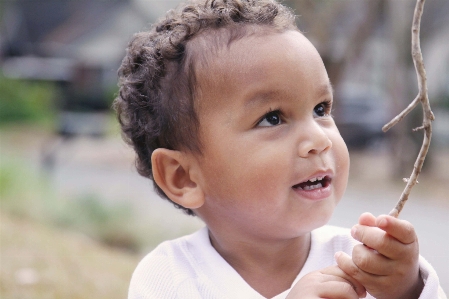 Foto Anak hidung bibir senyum