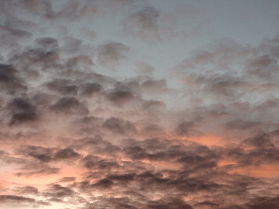 Nuvem céu sol laranja