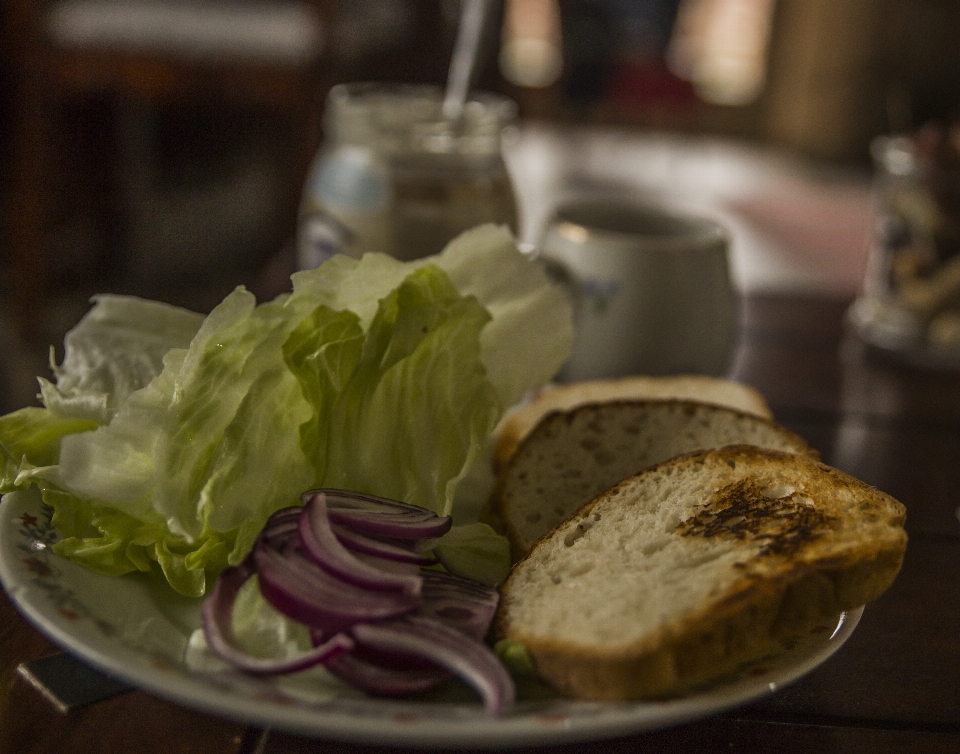 Salad bread vegetable green