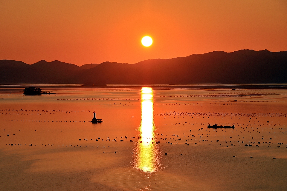 Ilha geoje da coreia
 pôr do sol céu horizonte