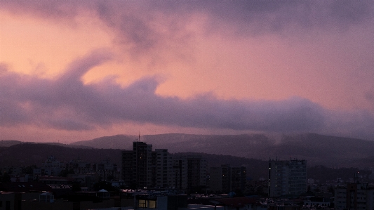 Foto Alami langit awan fenomena atmosfer
