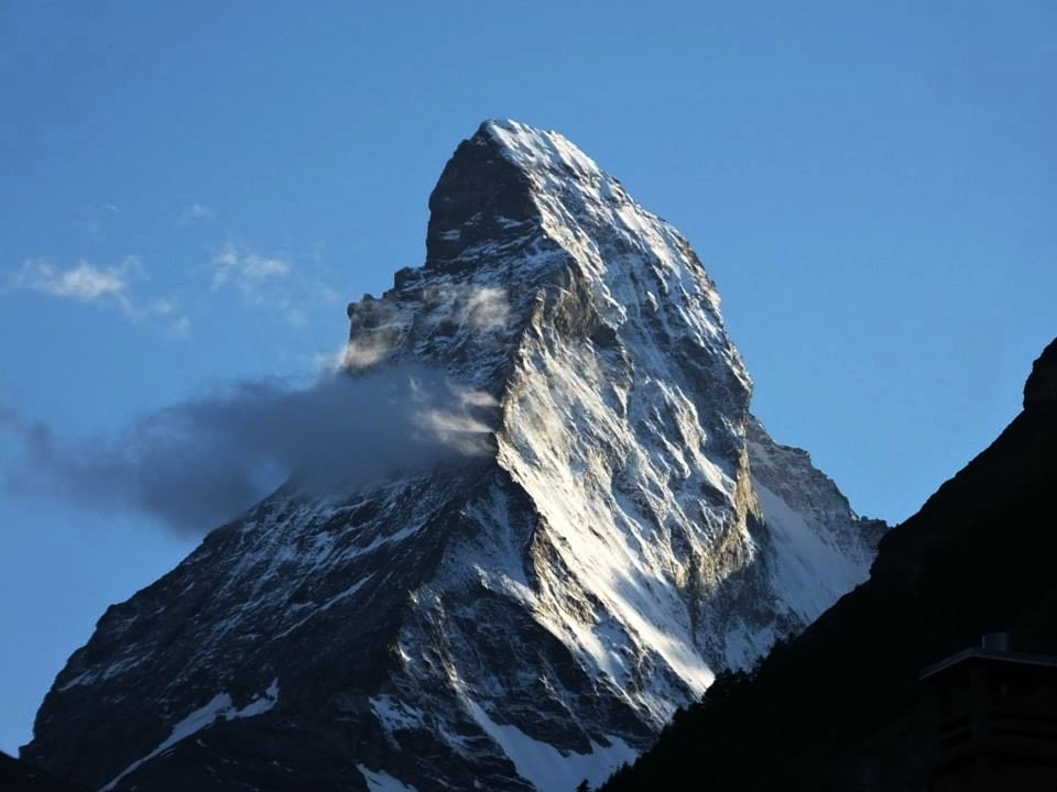 Schweiz bergige landschaftsformen
 berg gebirge
