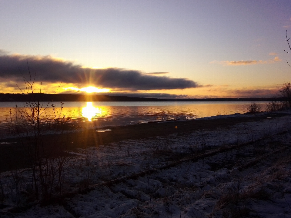 Rio volga
 sol céu