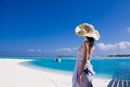 Tropical paradise body of water hat Photo