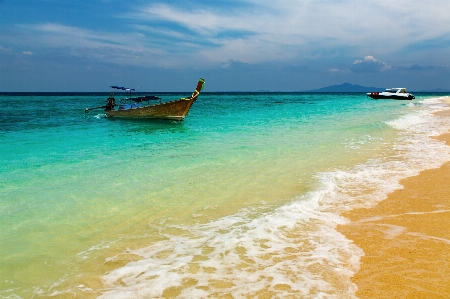 Foto Tropical paraíso azul embarcação