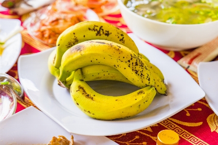 Foto Vietnam makanan pisang kuning